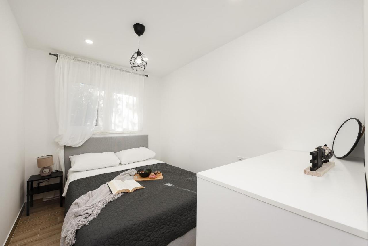 L&R Luxury Apartment- Free Parking Zadar Exterior photo